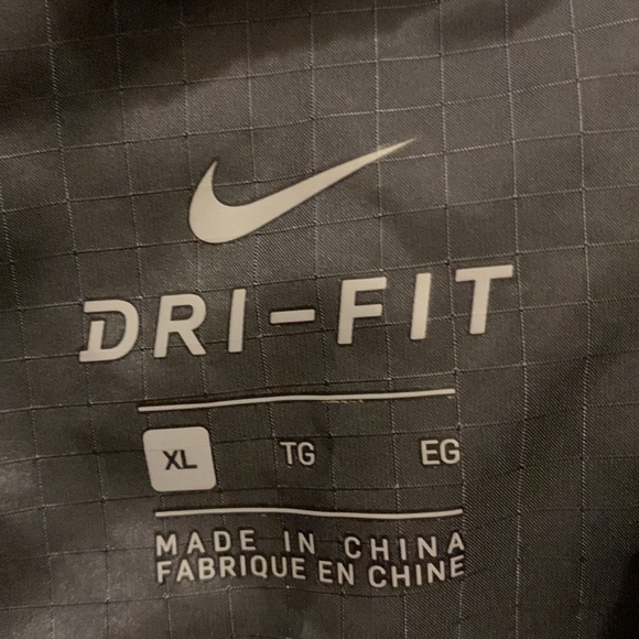 Nike Jacket - Picture 4 of 4